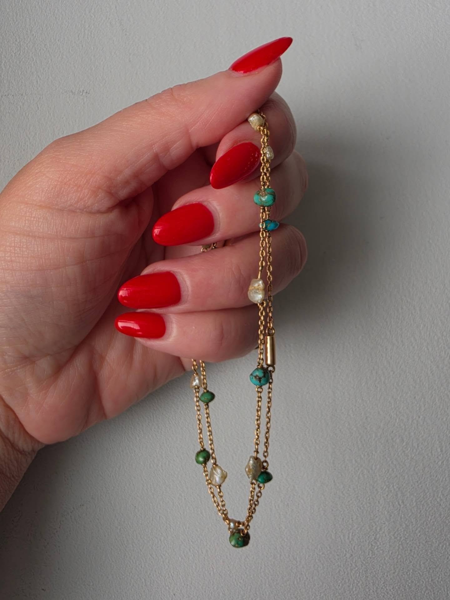 The prettiest of chains, which sold as soon as it the site. Turquoise, river pearls and 15ct gold. You guys have the best taste 🫶