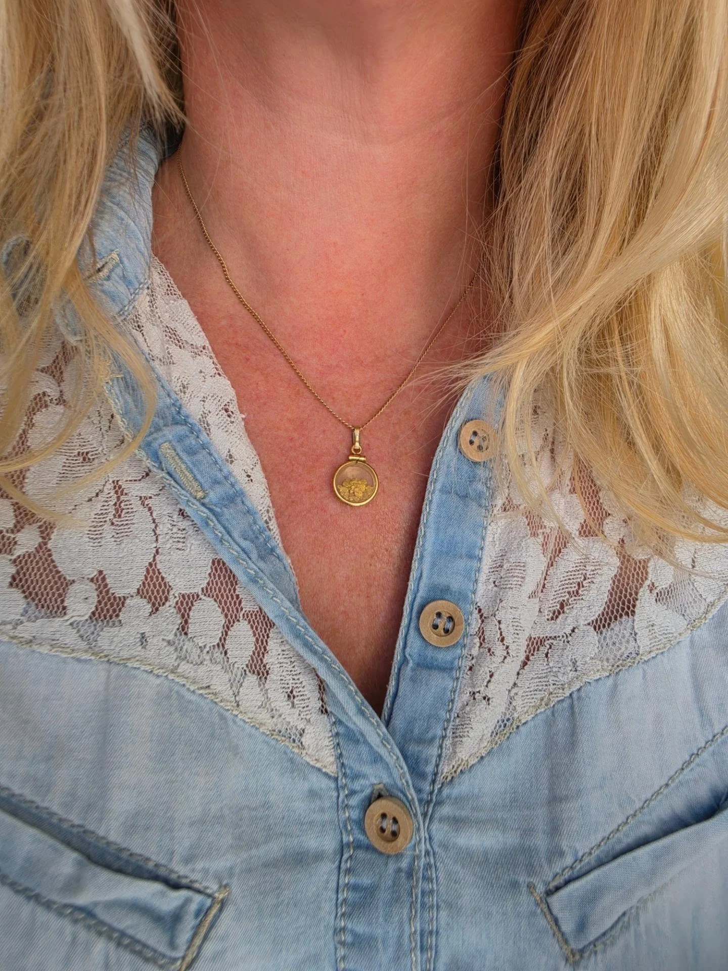 Imagine visiting one of the big gold rush sites in the 19th century (California, South Dakota, Alaska to name a few, and that's just America) and coming home with your own little keepsake. That's what these rolled gold shaker lockets are. They contai