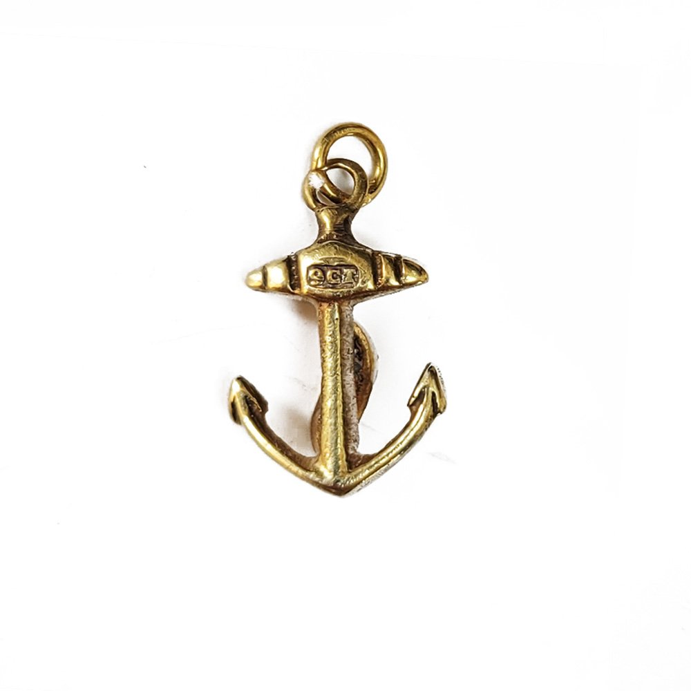 Super Cute Victorian Diamond Anchor Pendant