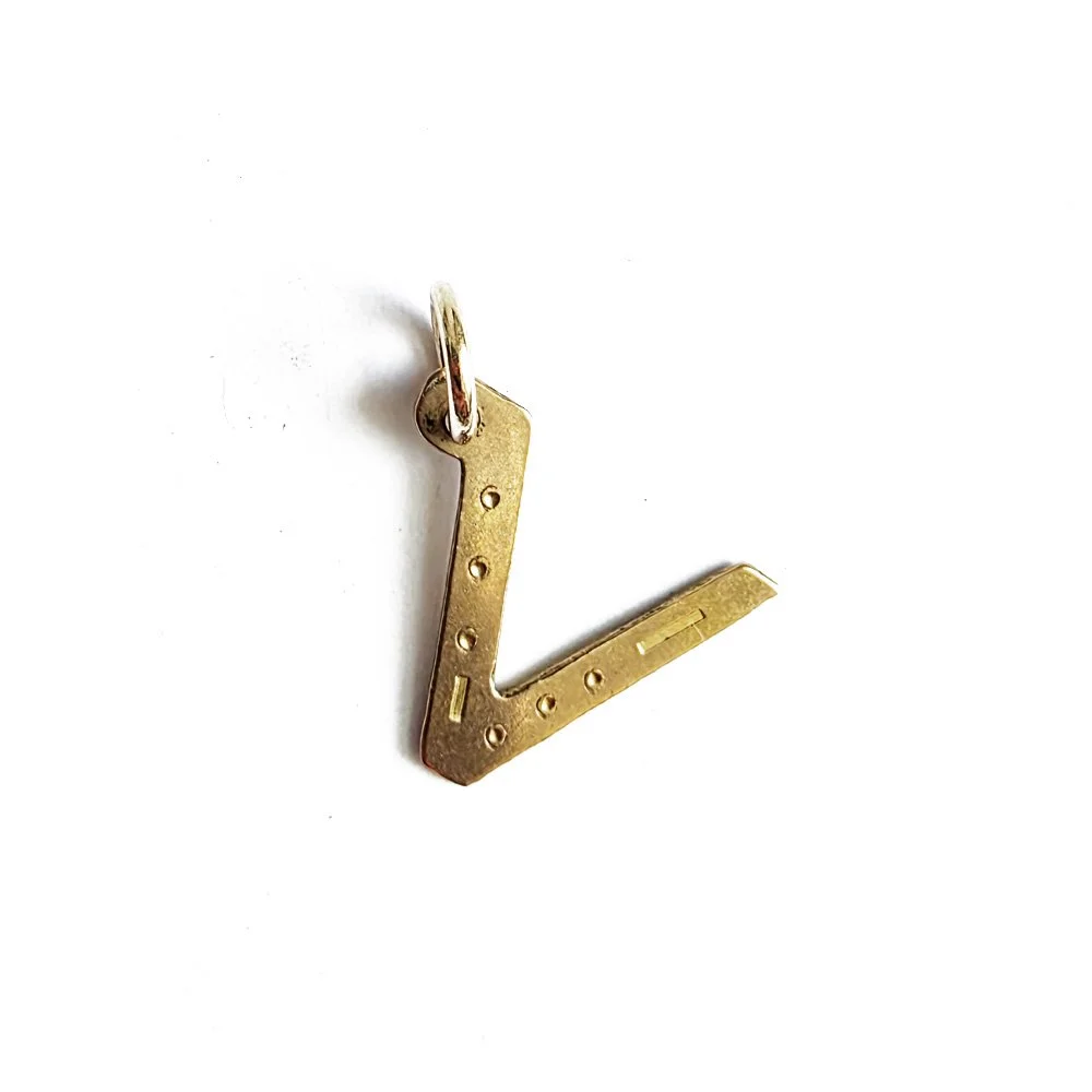 Vintage 9ct Gold 'V' Initial Pendant