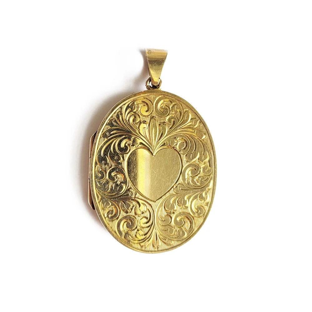 1920s 9ct Gold Engraved Locket