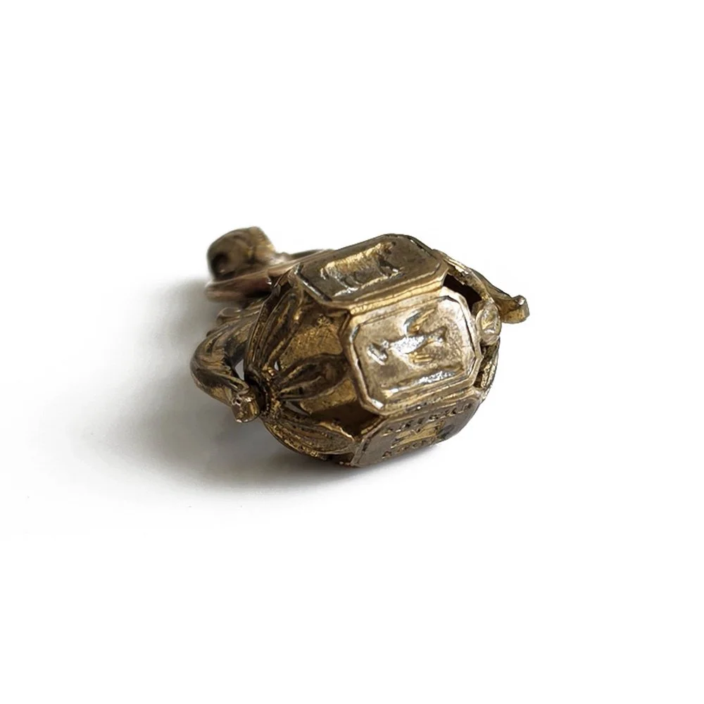 Georgian Spinning Correspondence Fob