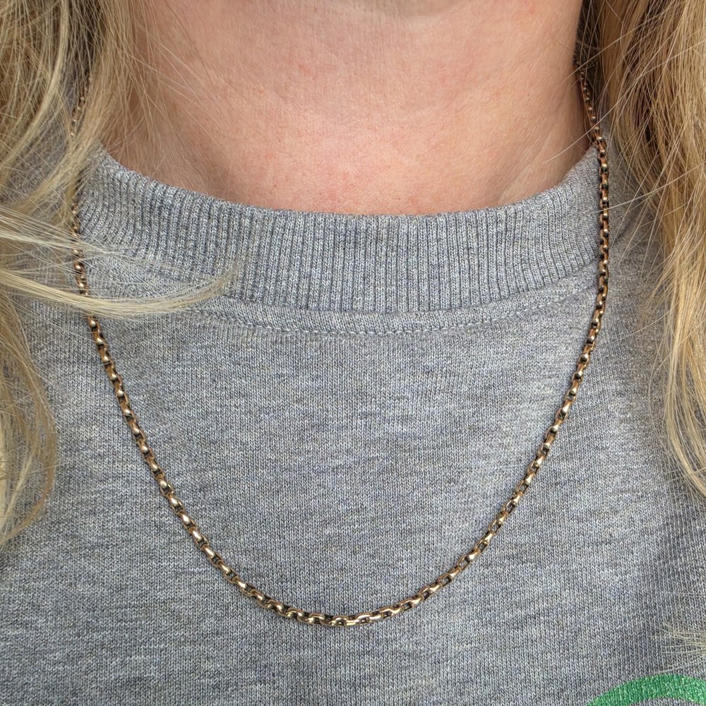 Victorian 9ct Gold Oval Belcher Link Chain