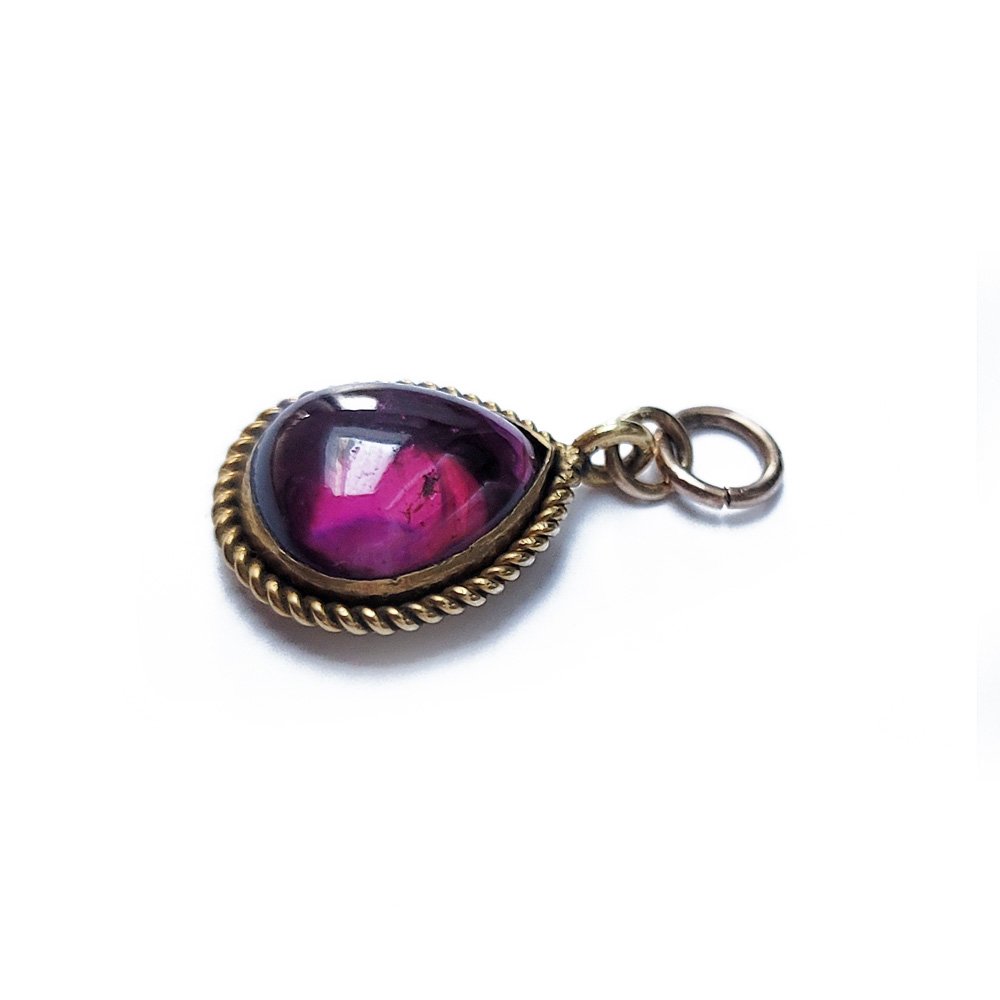 Victorian  Garnet 'teardrop' Pendant