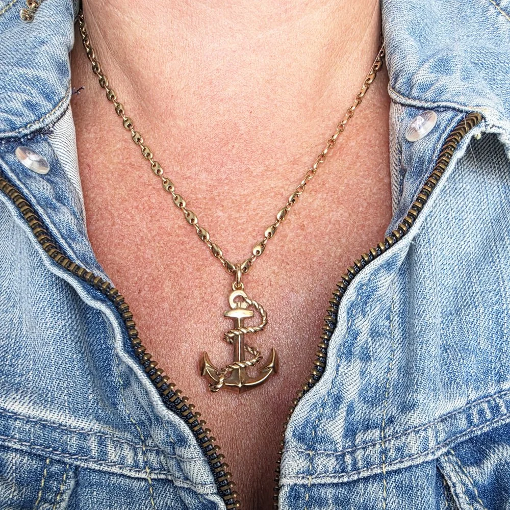 Heavy Vintage 9ct Gold Anchor Pendant