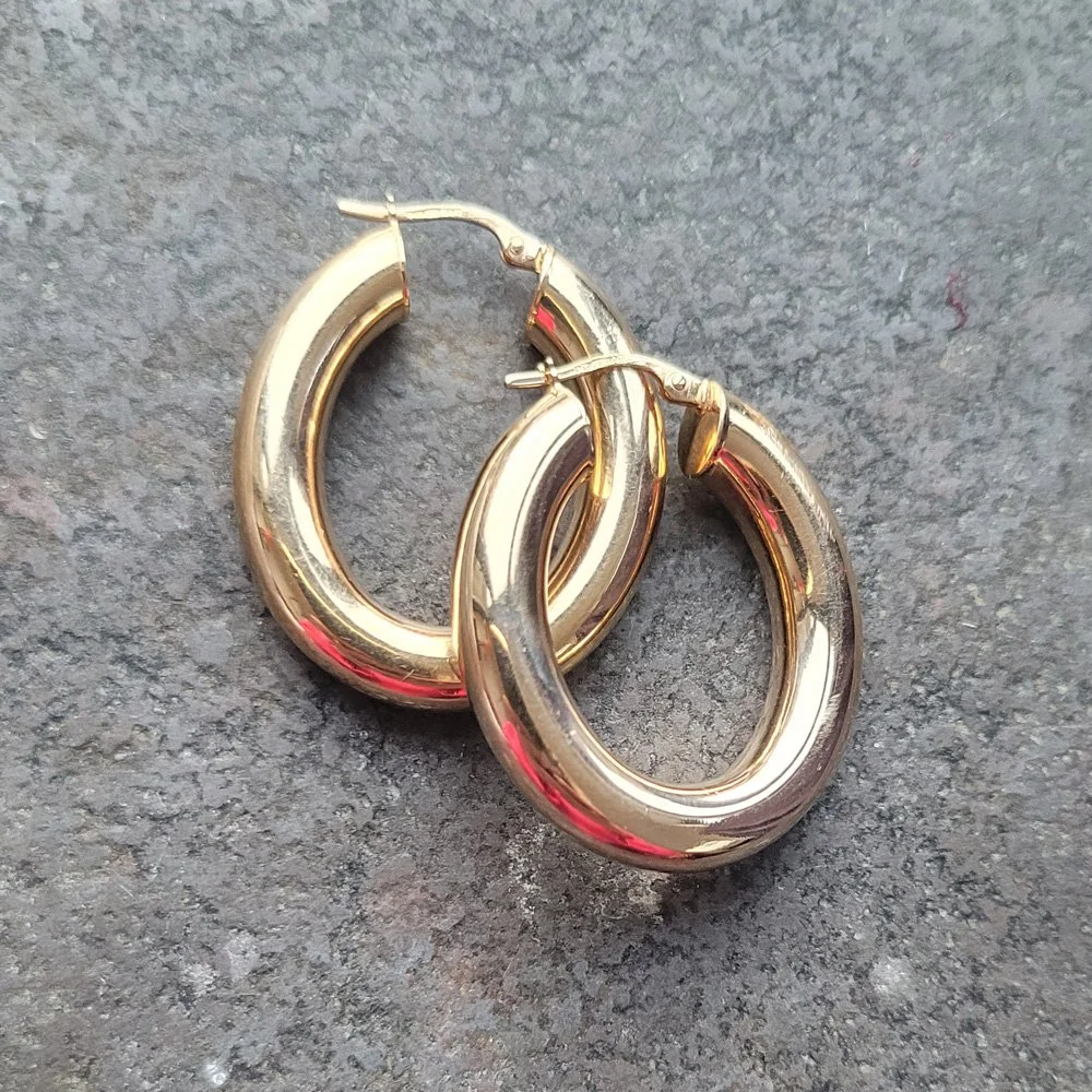 Vintage Chunky Oval Tube Hoop Earrings by UnoAErre