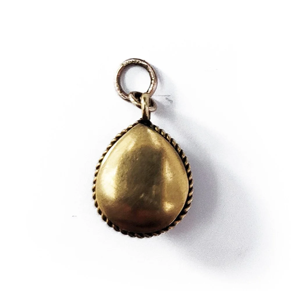 Victorian  Garnet 'teardrop' Pendant