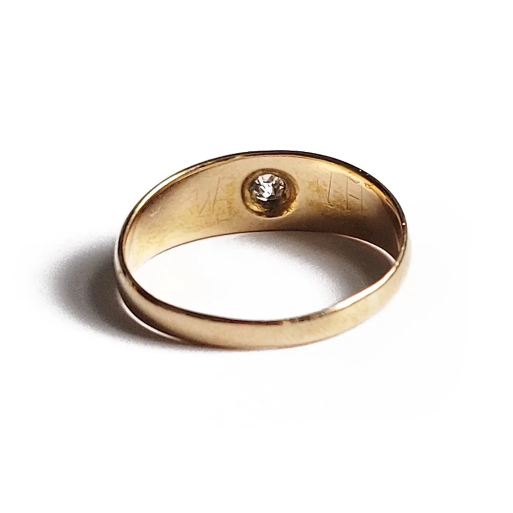 Victorian Diamond Flush Set 18ct Gold Band