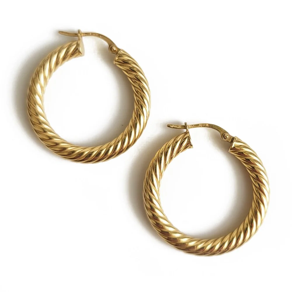 Fabulous Vintage 18ct Gold Reeded Hoops