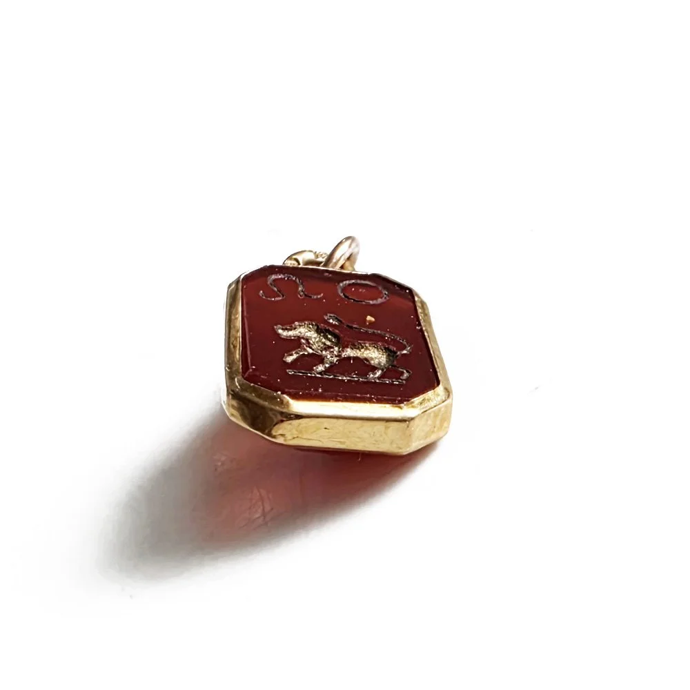 Vintage Leo Zodiac Intaglio Pendant