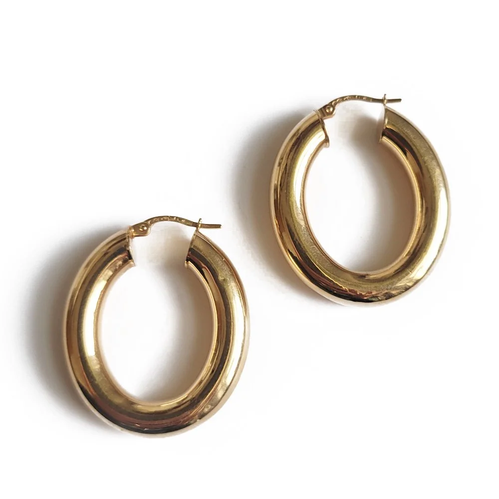 Oval tube hoop earrings4.jpg