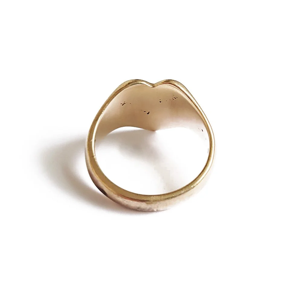 Vintage 9ct Gold Chunky Heart Signet Ring
