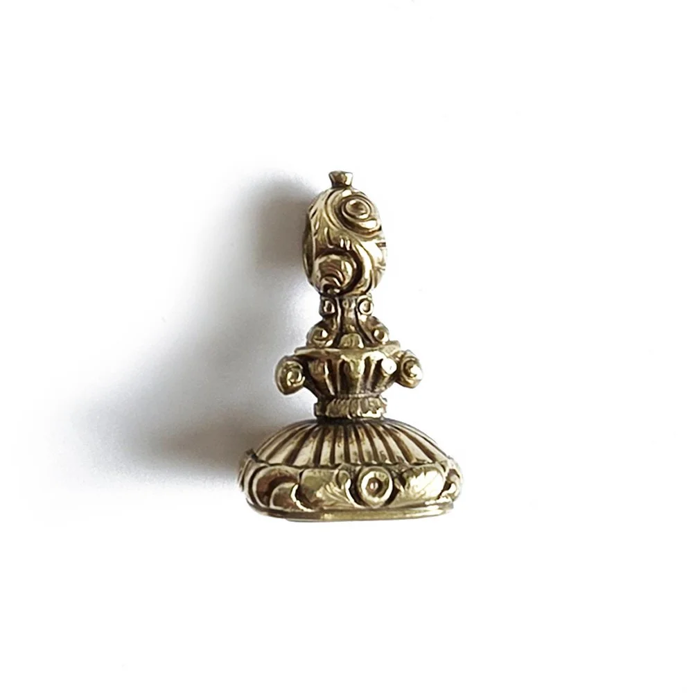 Petite Georgian Gold Cased Paix (Peace) Intaglio Fob