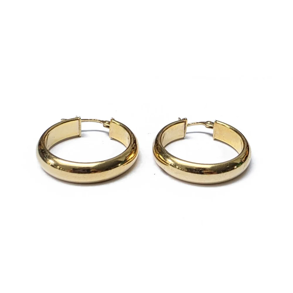 VIintage 9ct Gold Cool and Classic Hoops by UnoAErre