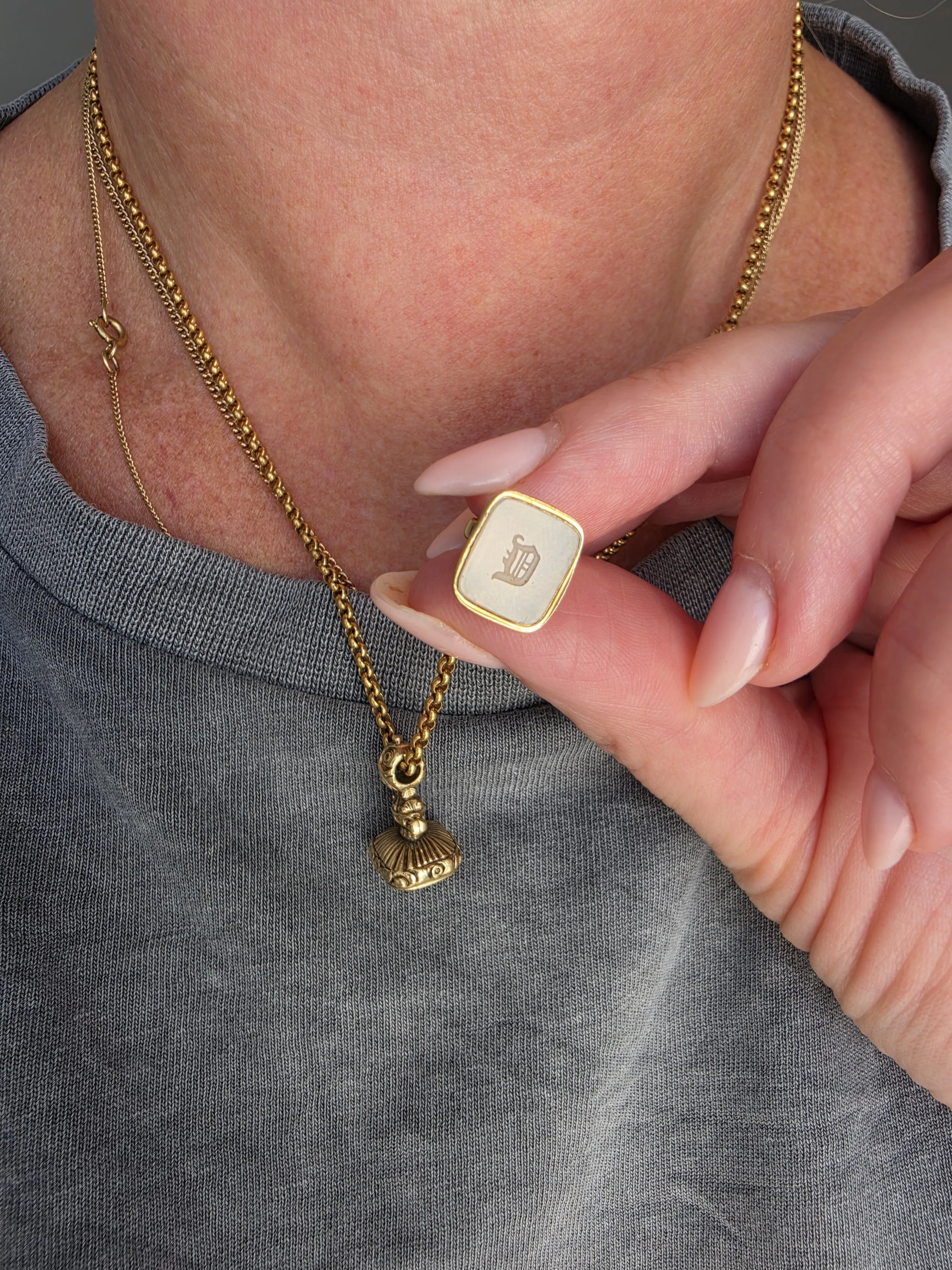 Georgian 15ct Gold 'D' Fob Pendant