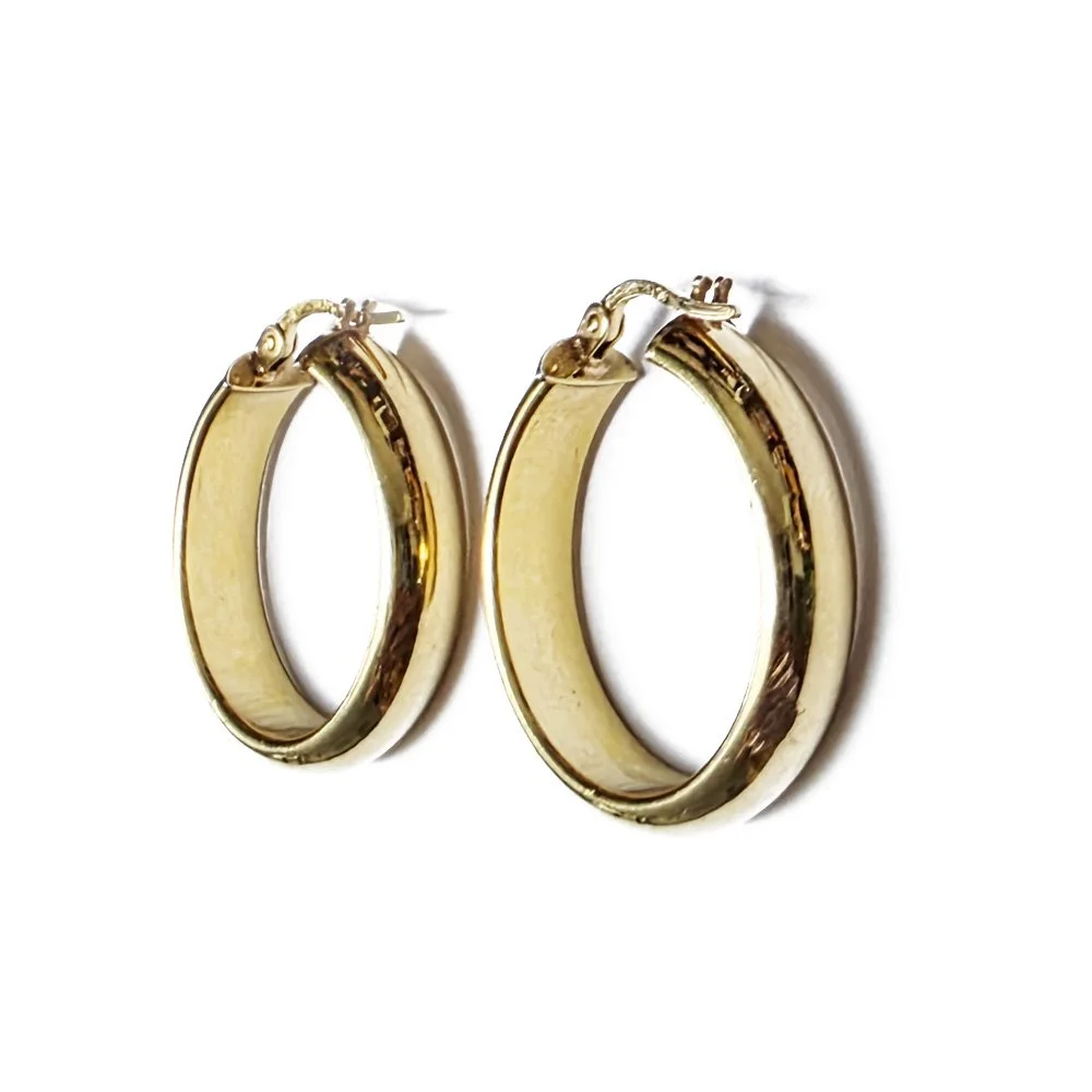 VIintage 9ct Gold Cool and Classic Hoops by UnoAErre