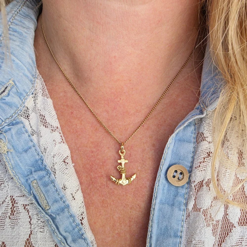 Vintage 18ct Anchor Pendant