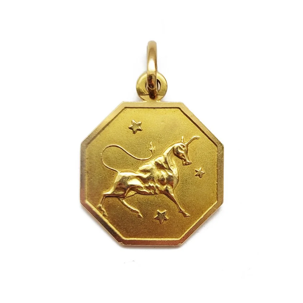 Italian 18ct Gold Taurus Medallion Pendant