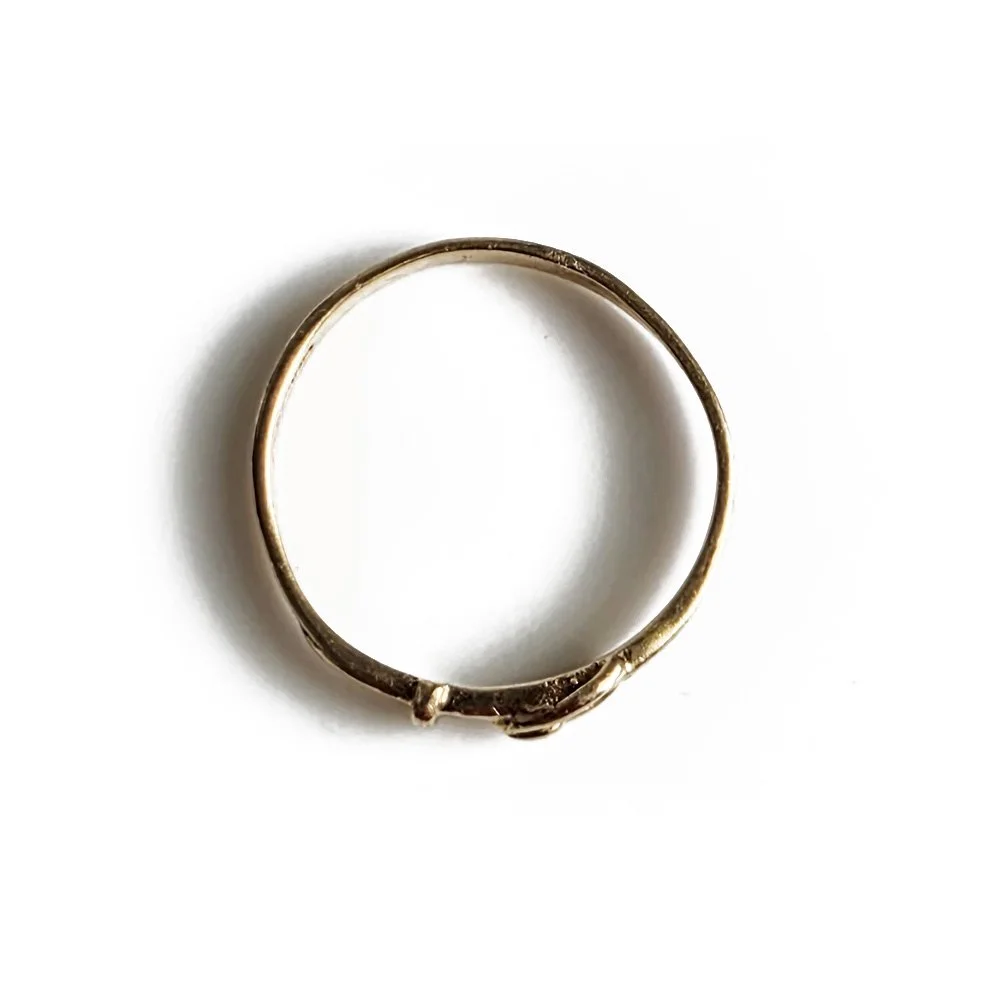 Vintage 9ct Gold Slim Buckle Ring