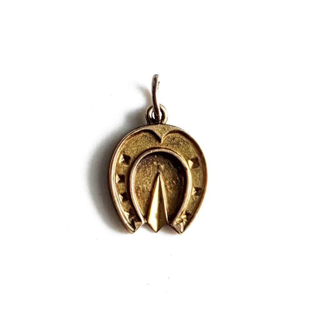 Victorian 15ct Gold Horseshoe Pendant