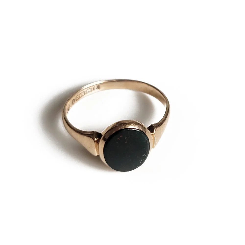 Antique 9ct Gold Bloodstone Signet Ring