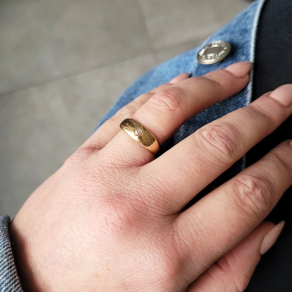 Victorian Diamond Flush Set 18ct Gold Band