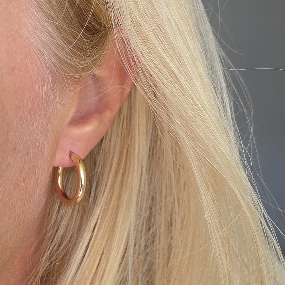 Vintage 9ct Gold Slim Tube Hoops