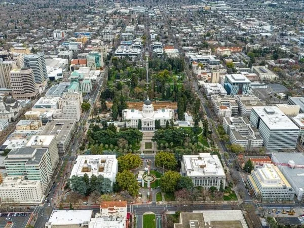 State workers fight Newsom’s return-to-office mandate