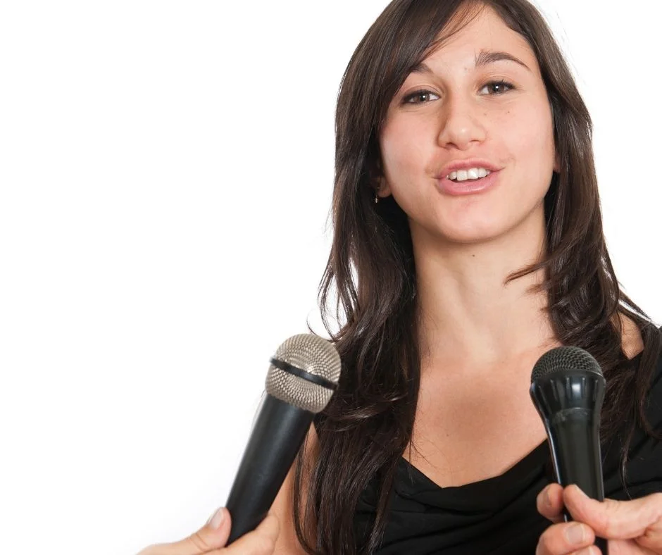 How to Get on Podcasts to Increase Your Visibility &amp; Influence  [Free Pitch Template]