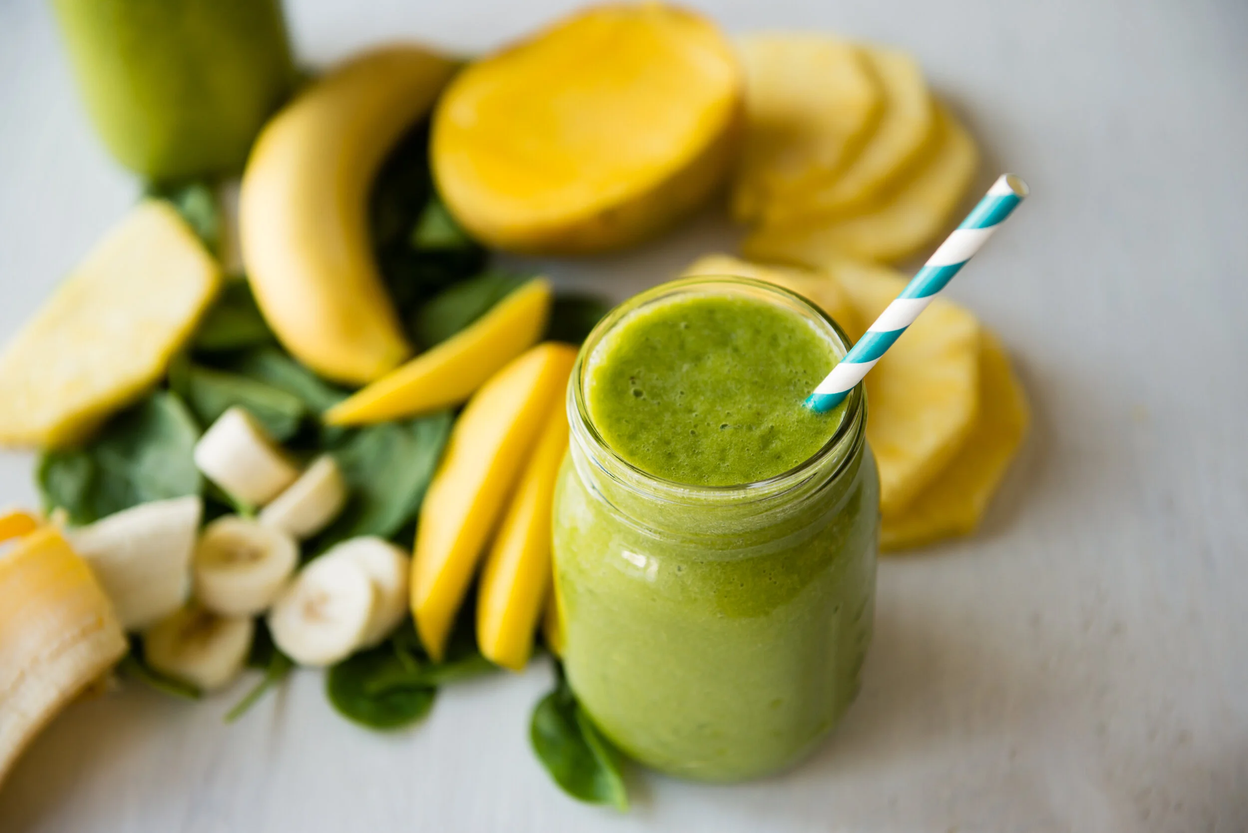 All in Moderation: How to Eat Well in 2021 with Simple Green Smoothies Founder Jen Hansard