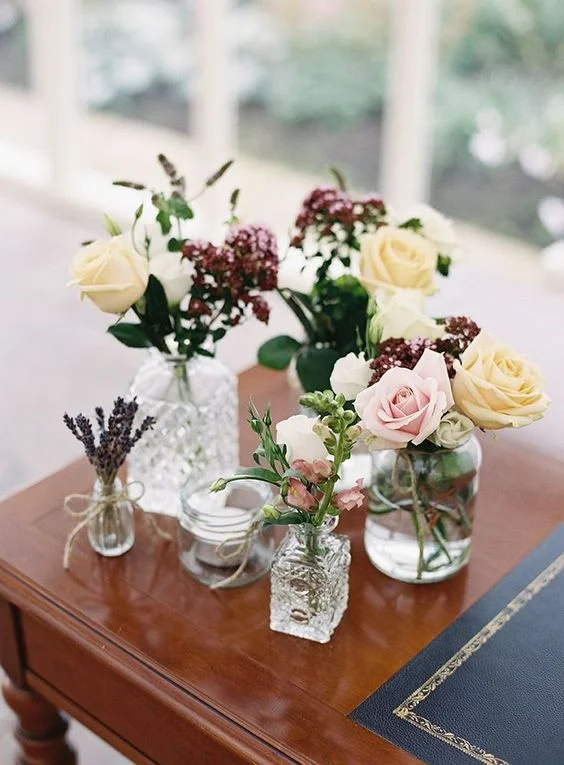 Photo via Victoria Phipps Photography , Floral by Wild Floral Design