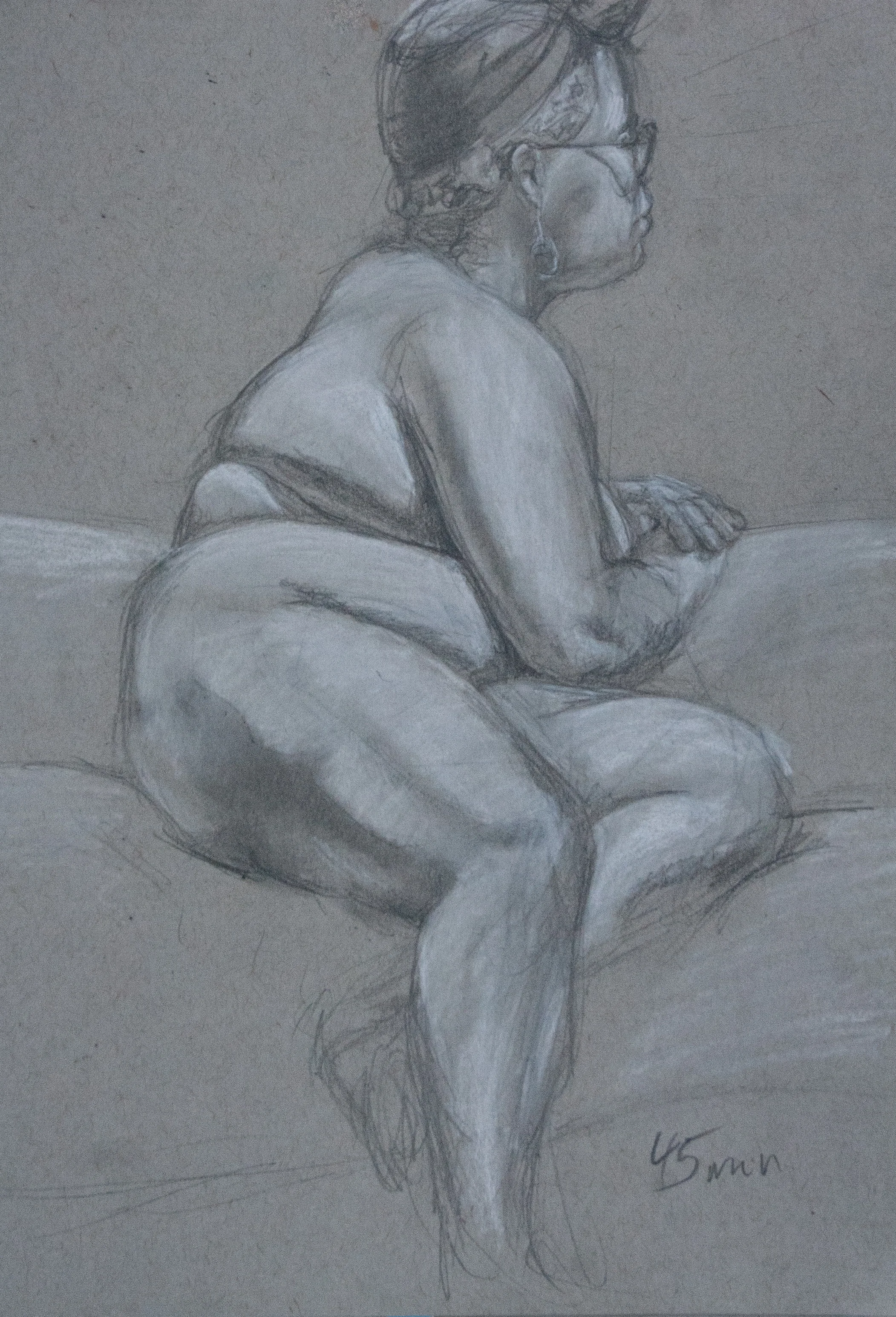 fE5-short pose 45m.jpg