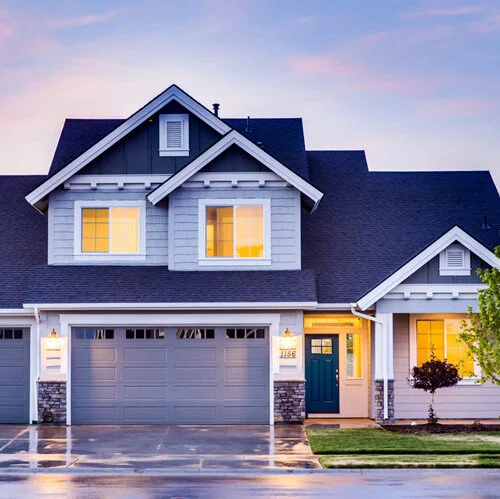 Buy-Real-Estate-Monica-Iskra.jpg