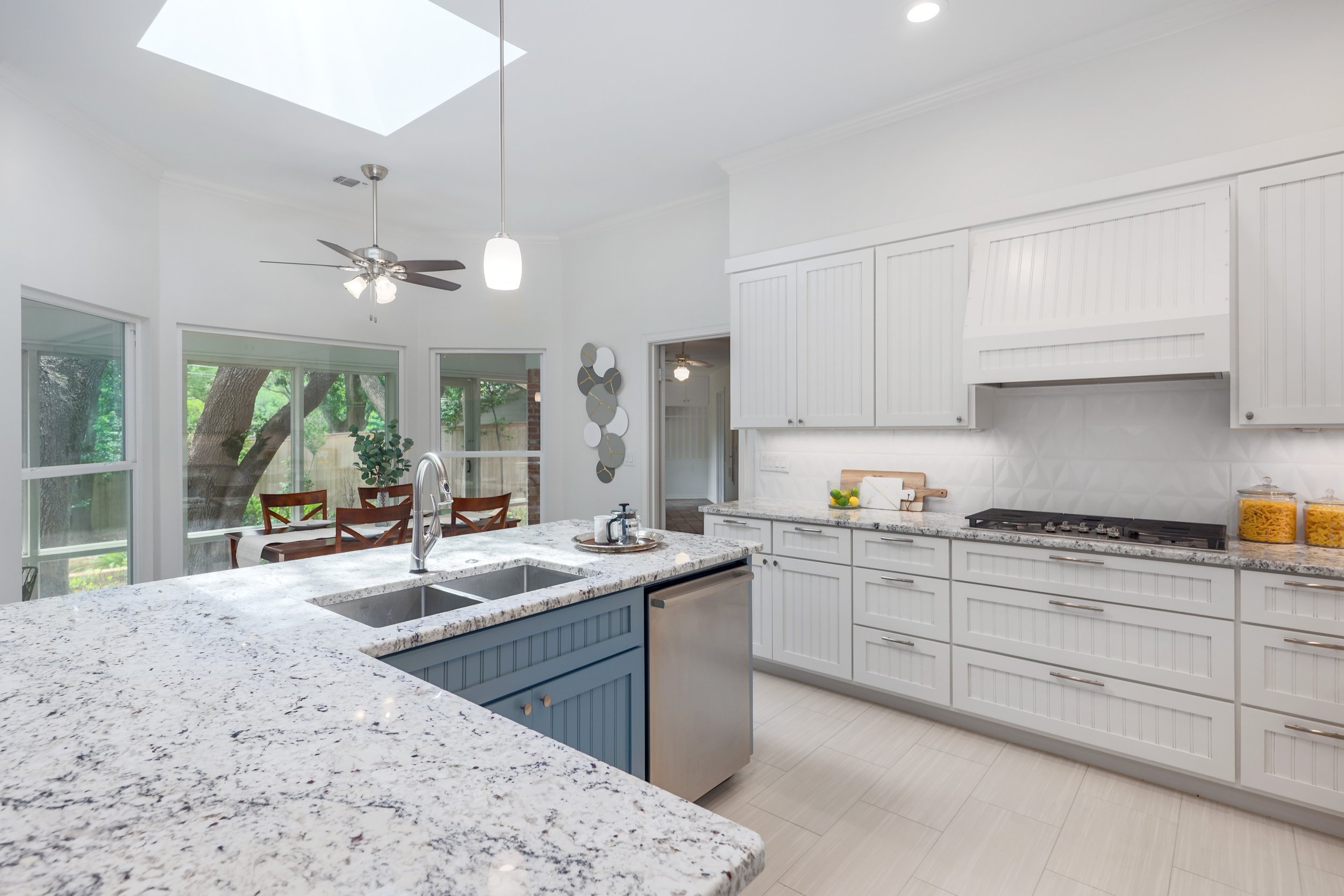4001 North Hills Dr 018-FULL.jpg