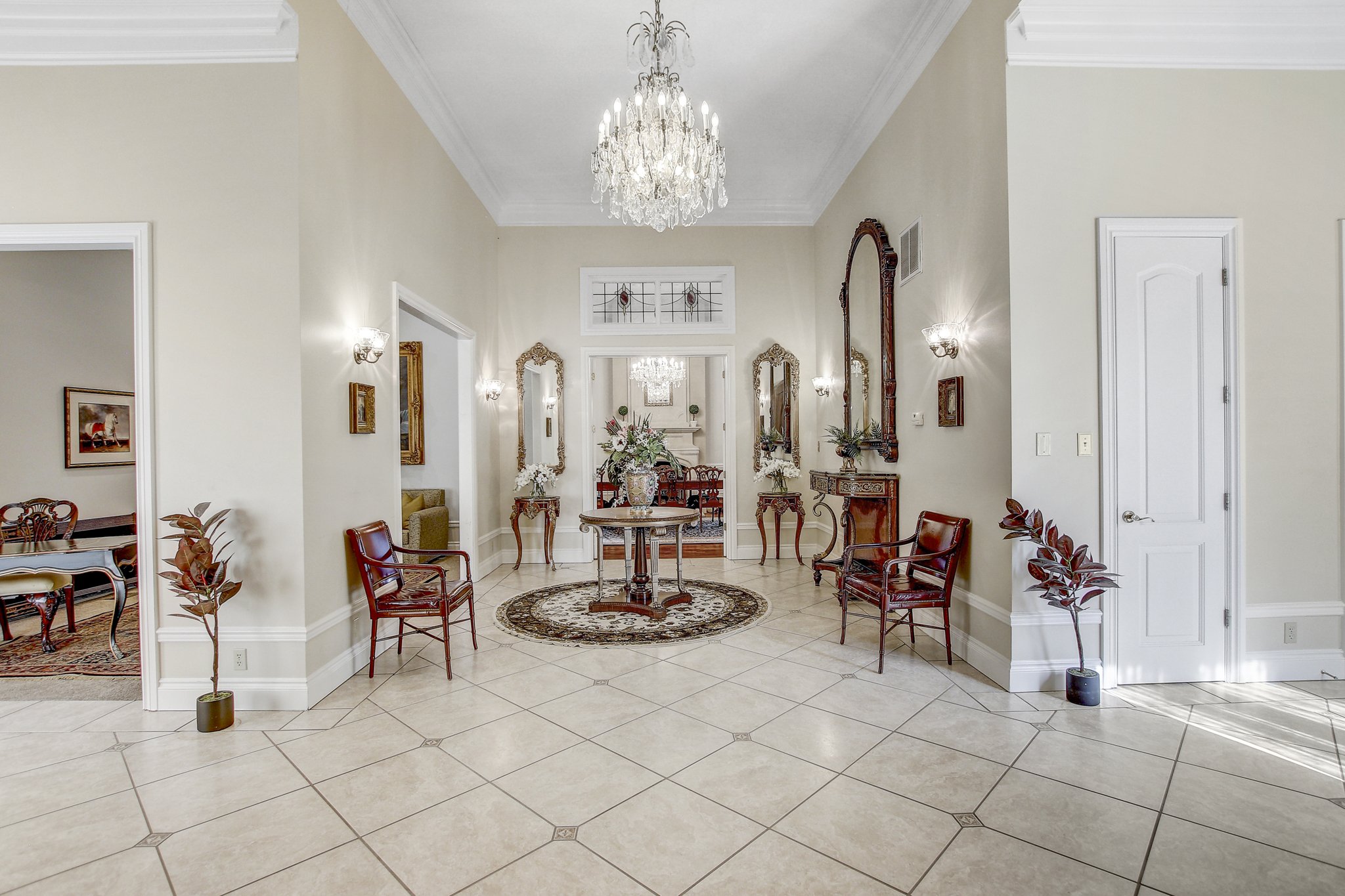 IMG_0036_37_38_39_40Interior03.jpg