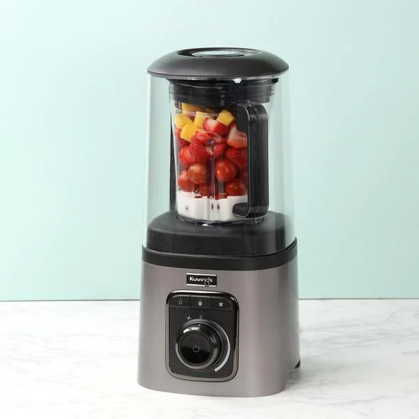 Kuvings SV500 vacuum blender blending