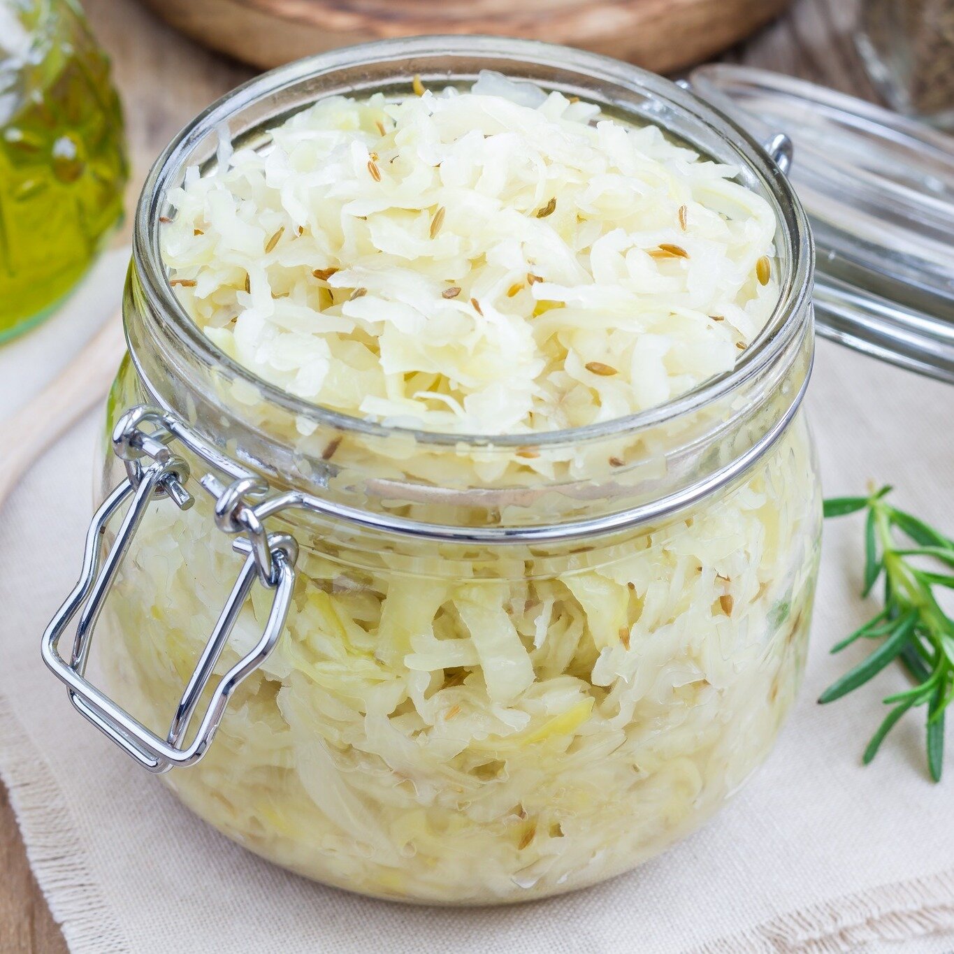 Making Sauerkraut is easy, with the Kuvings Yoghurt Maker!

Check out our recipe on our Blog, link in Bio!