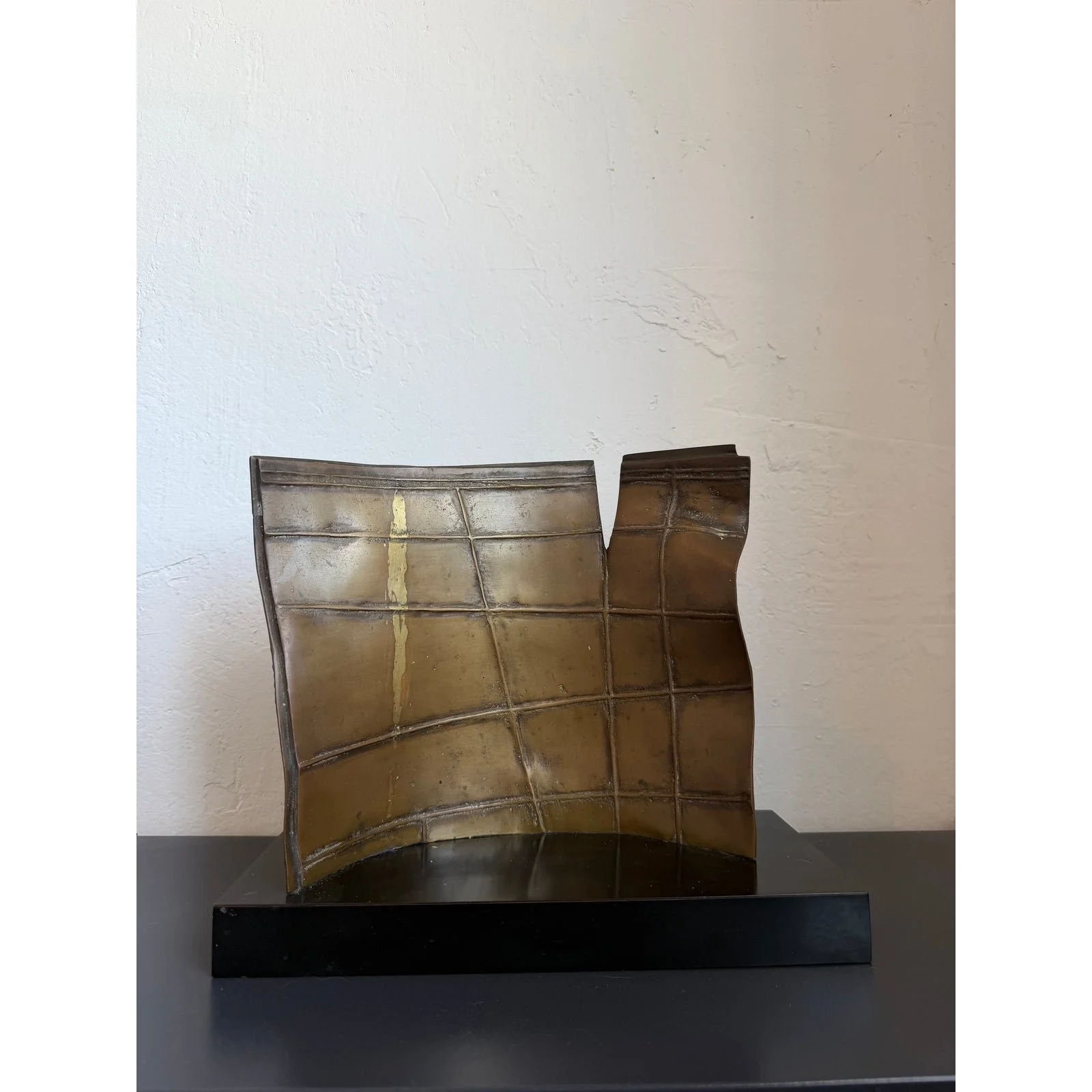 eveli-przepiorka-brazilian-modern-abstract-bronze-table-sculpture-169250-8343