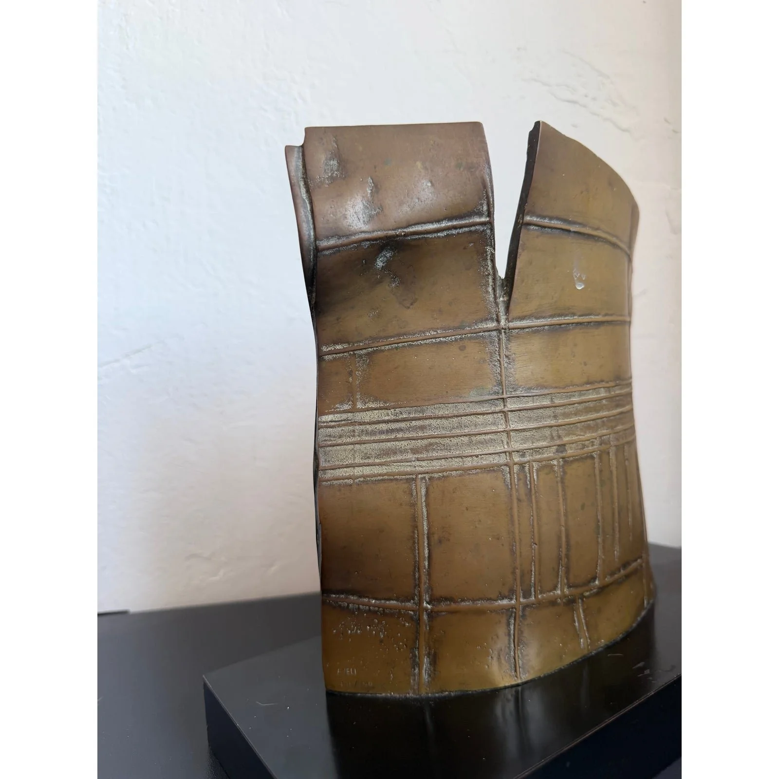 eveli-przepiorka-brazilian-modern-abstract-bronze-table-sculpture-169250-5998