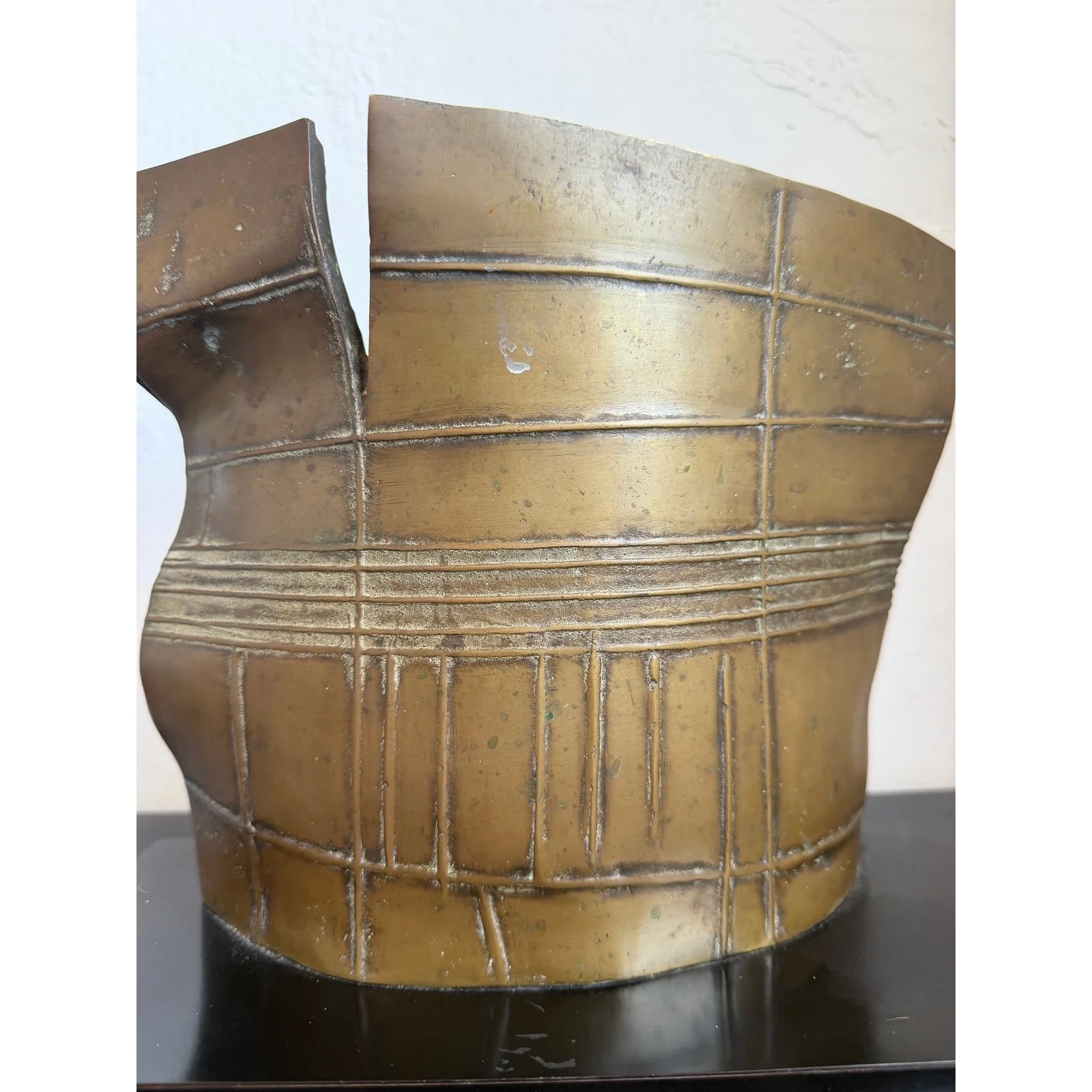 eveli-przepiorka-brazilian-modern-abstract-bronze-table-sculpture-169250