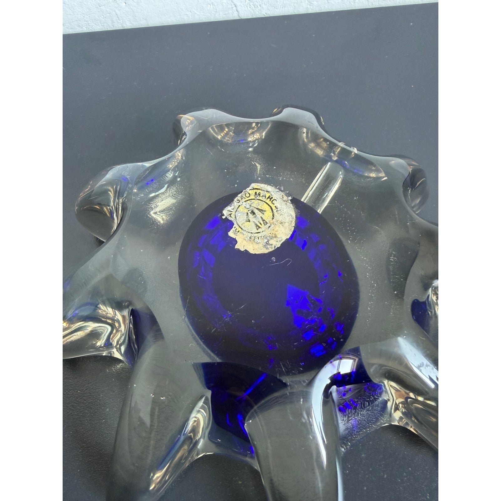 mid-century-italian-murano-glass-sommerso-ashtray-with-cobalt-blue-center-1960s-5985