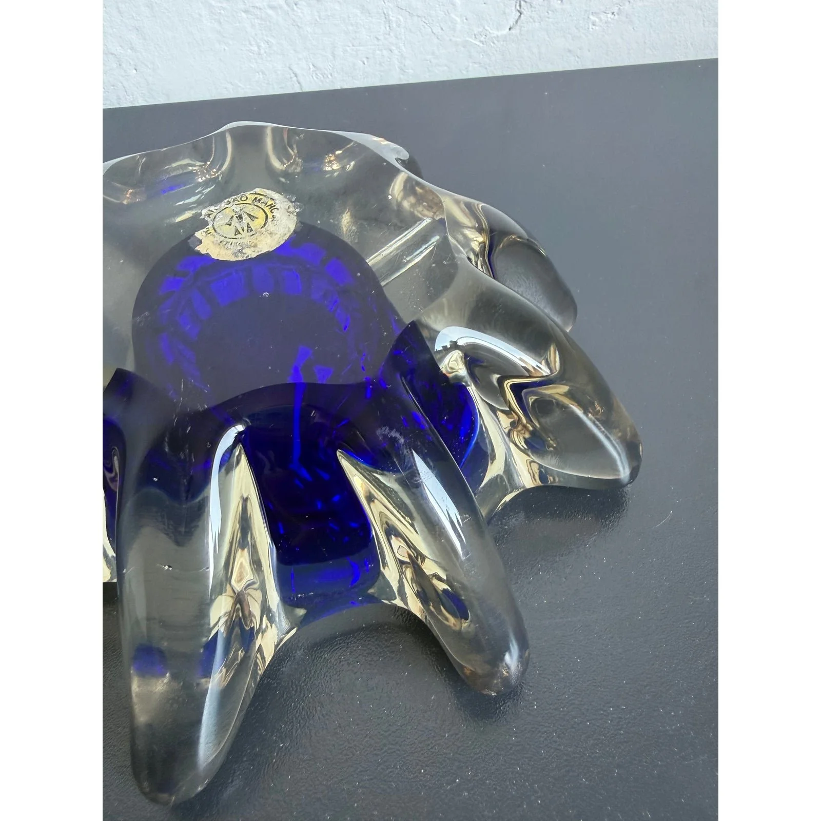 mid-century-italian-murano-glass-sommerso-ashtray-with-cobalt-blue-center-1960