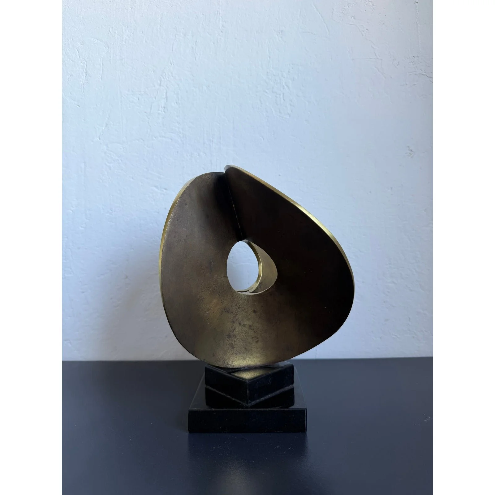 brazilian-organic-modern-abstract-sculpture-on-granite-base-1980s-0556