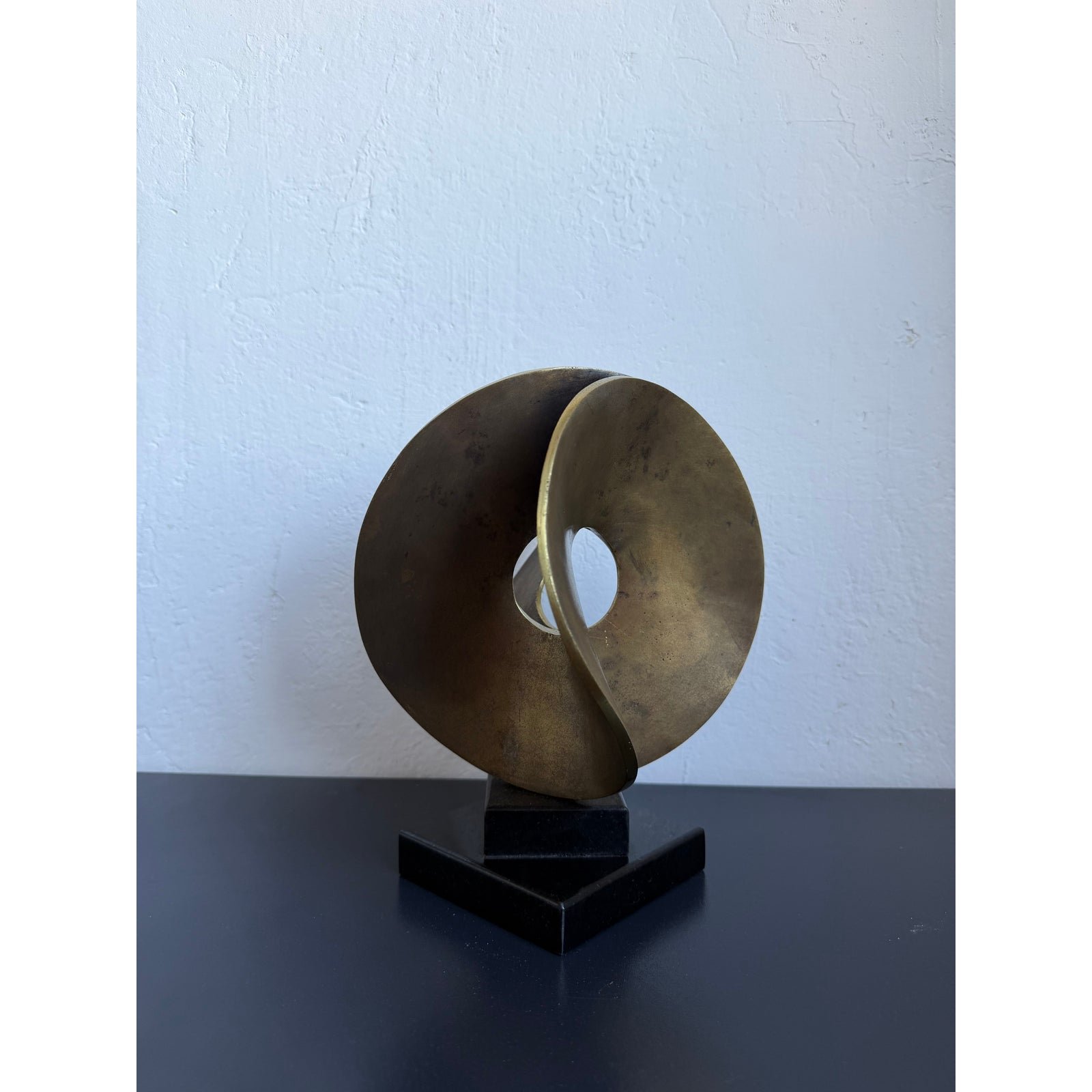 brazilian-organic-modern-abstract-sculpture-on-granite-base-1980s-3379