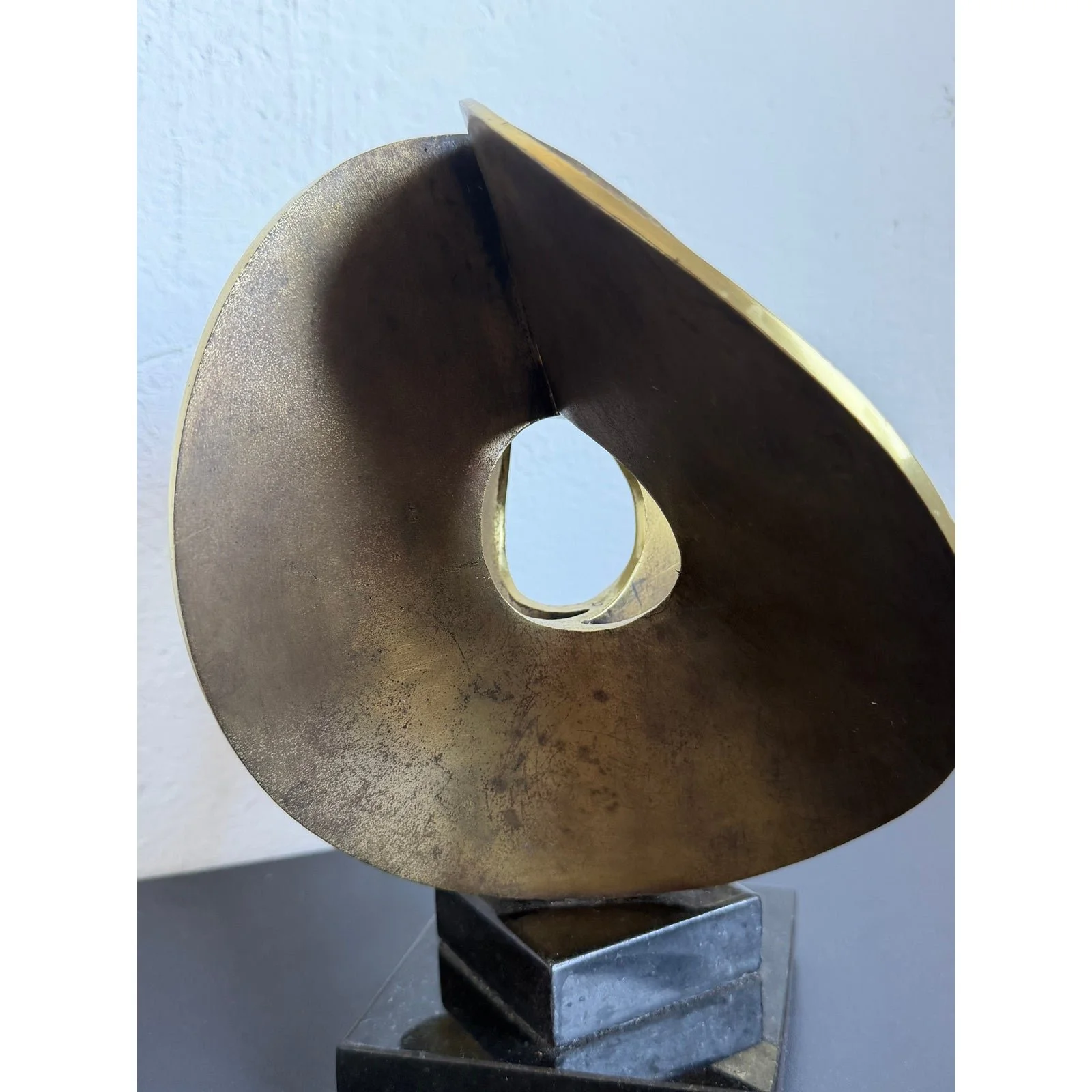 brazilian-organic-modern-abstract-sculpture-on-granite-base-1980