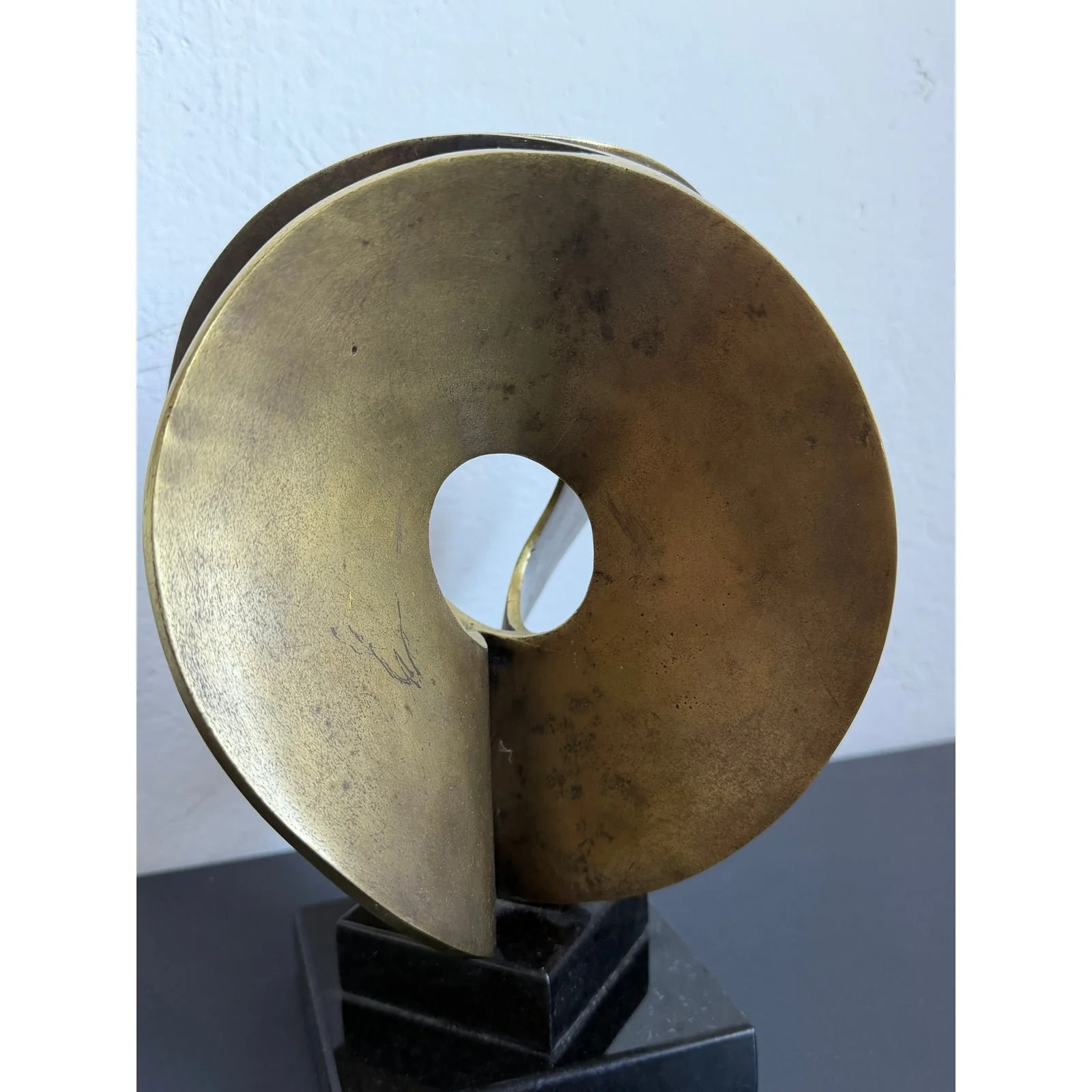 brazilian-organic-modern-abstract-sculpture-on-granite-base-1980