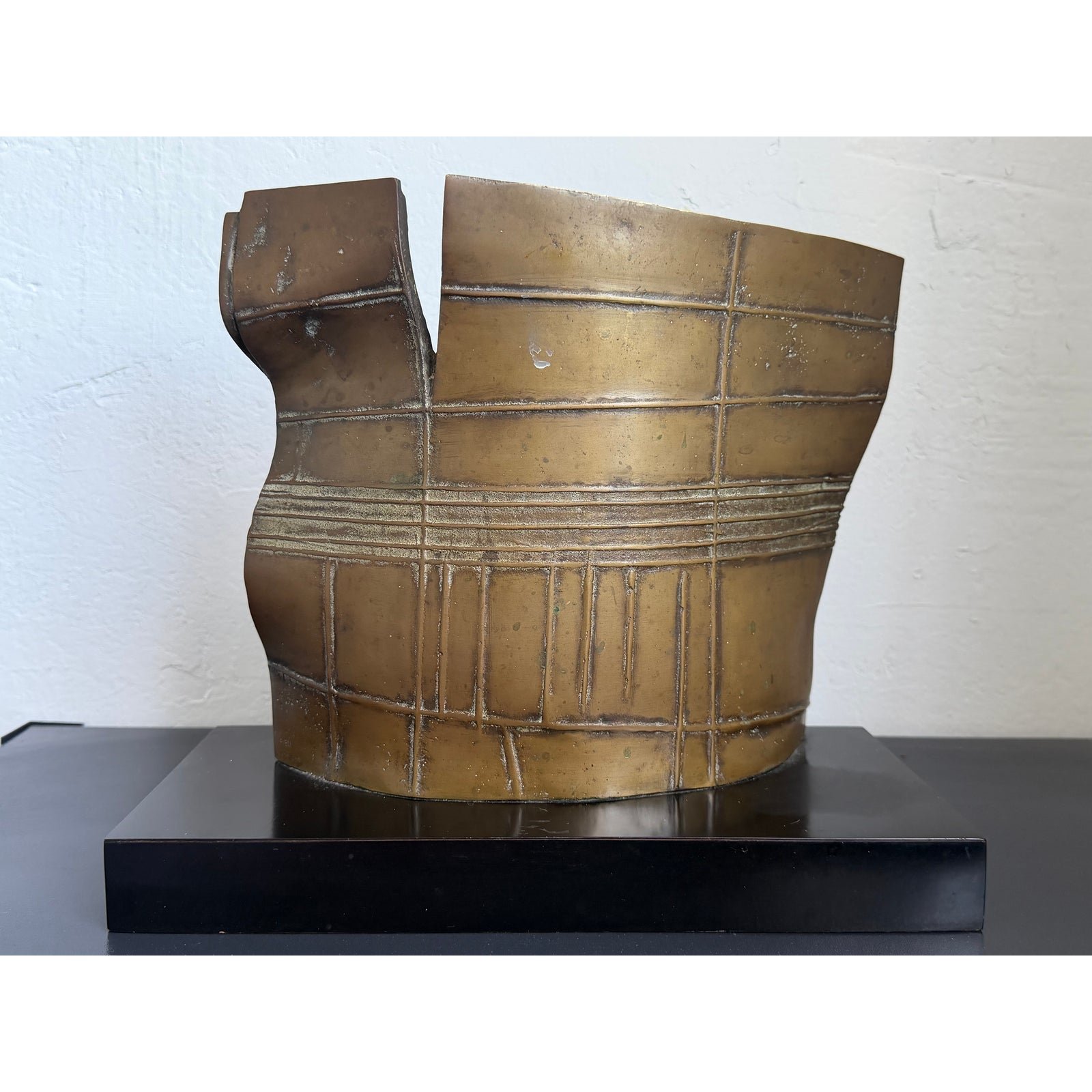 eveli-przepiorka-brazilian-modern-abstract-bronze-table-sculpture-169250-0426