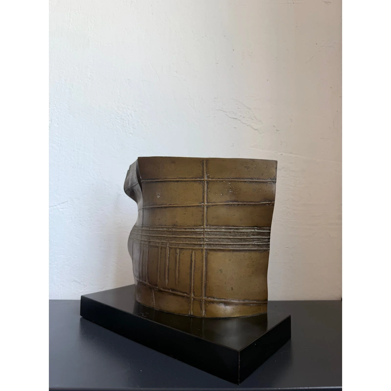 eveli-przepiorka-brazilian-modern-abstract-bronze-table-sculpture-169250-5270