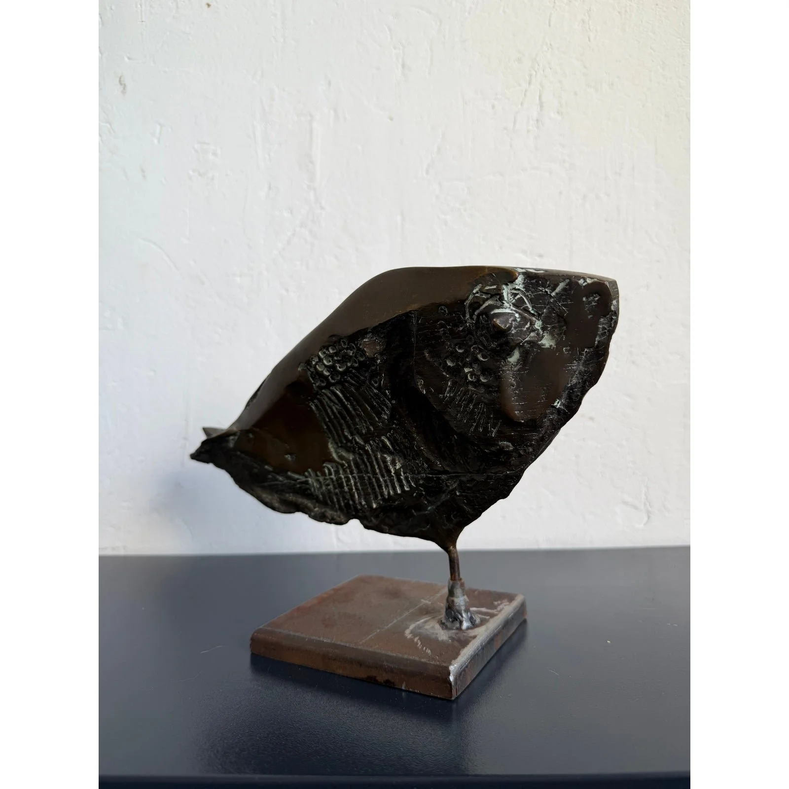 brazilian-modernist-fossilized-bronze-fish-sculpture-on-steel-base-by-mario-agostinelli-1980s-0367