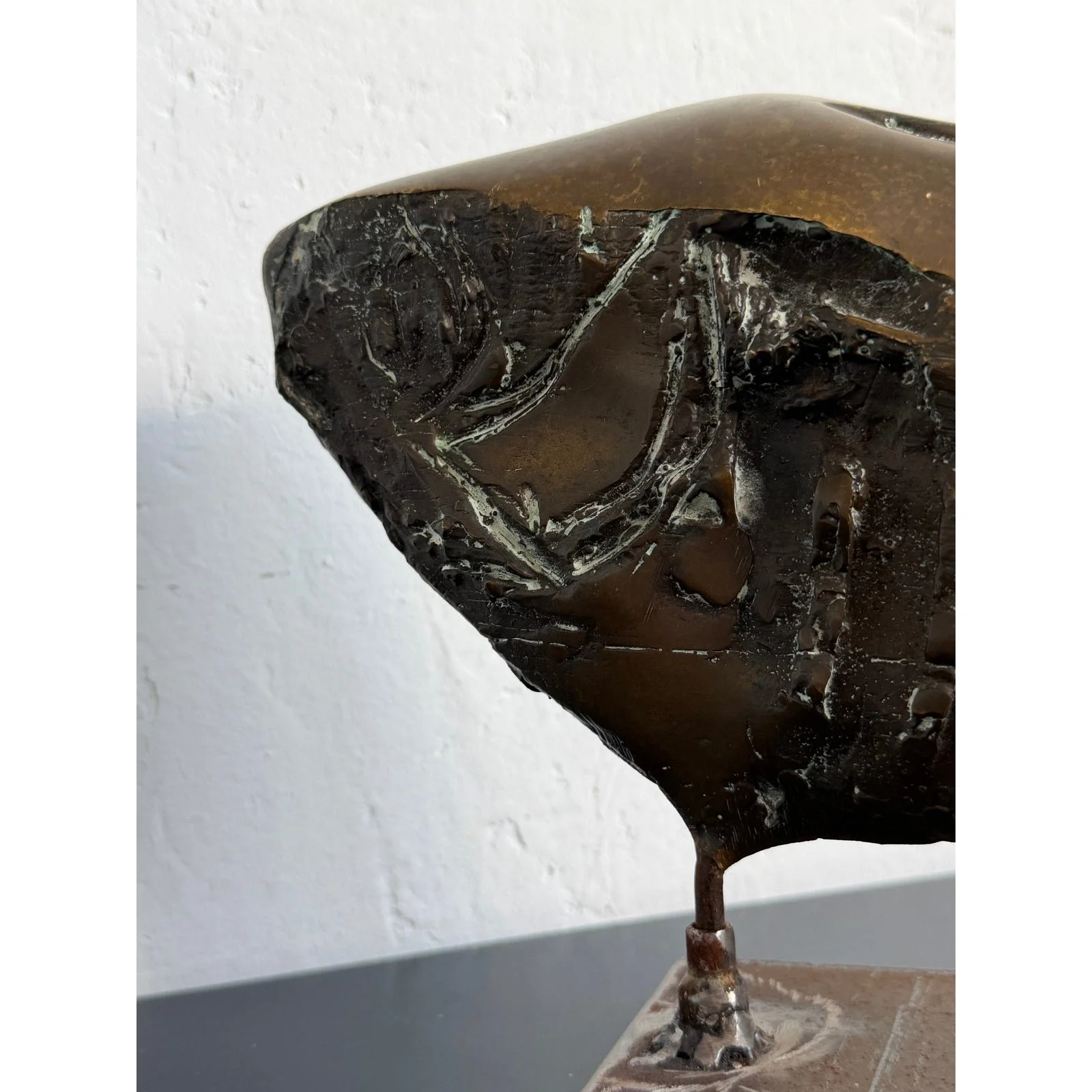 brazilian-modernist-fossilized-bronze-fish-sculpture-on-steel-base-by-mario-agostinelli-1980s-3604